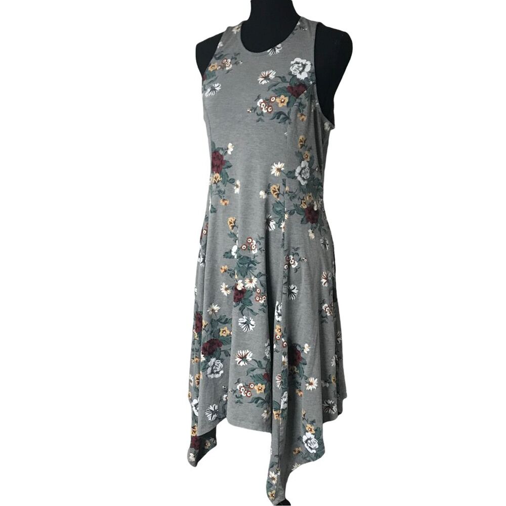 Torrid Gray Floral Hanky Hem Keyhole Dress